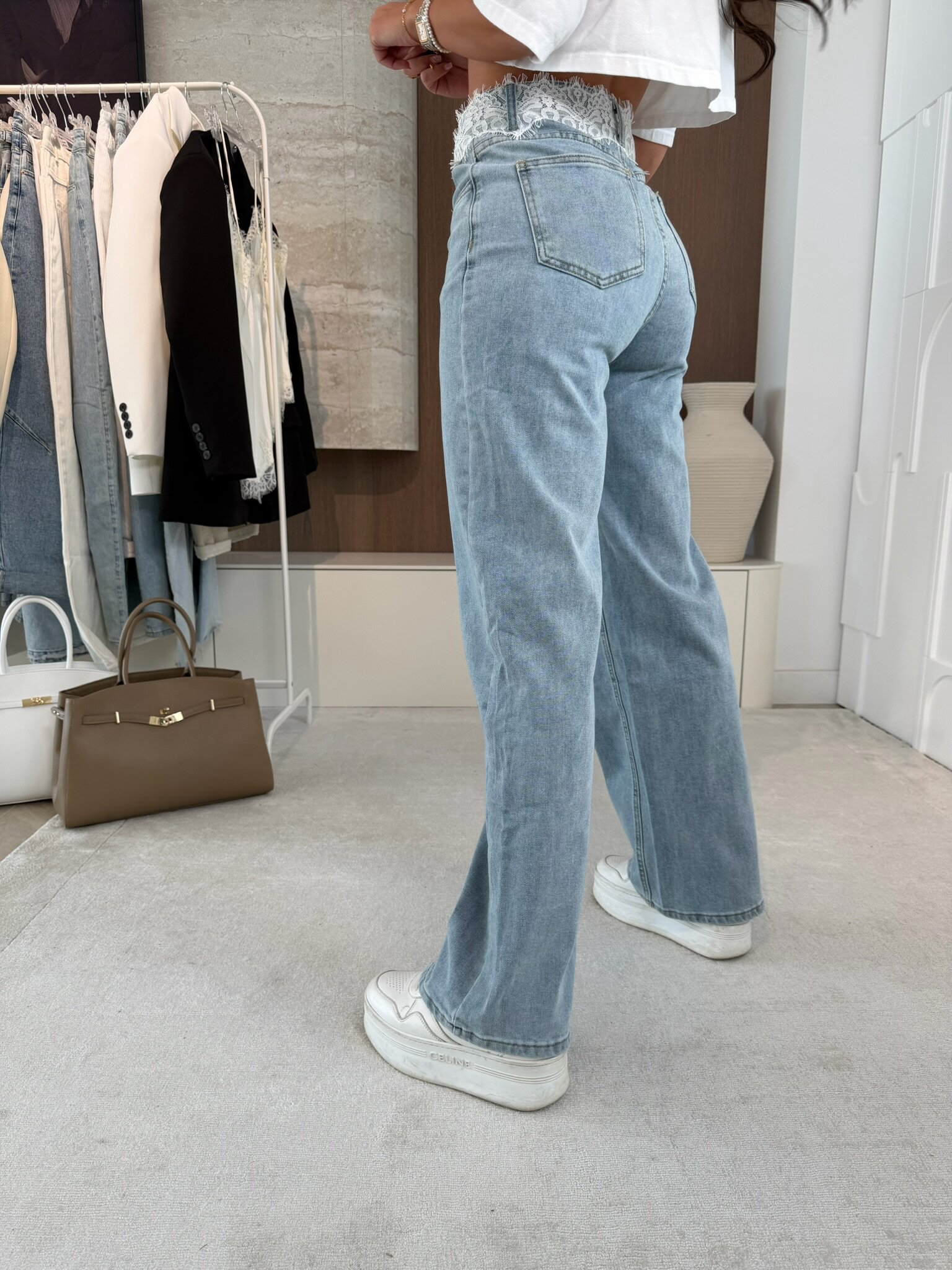 PANTALÓN MAINE JEANS CON ENCAJE