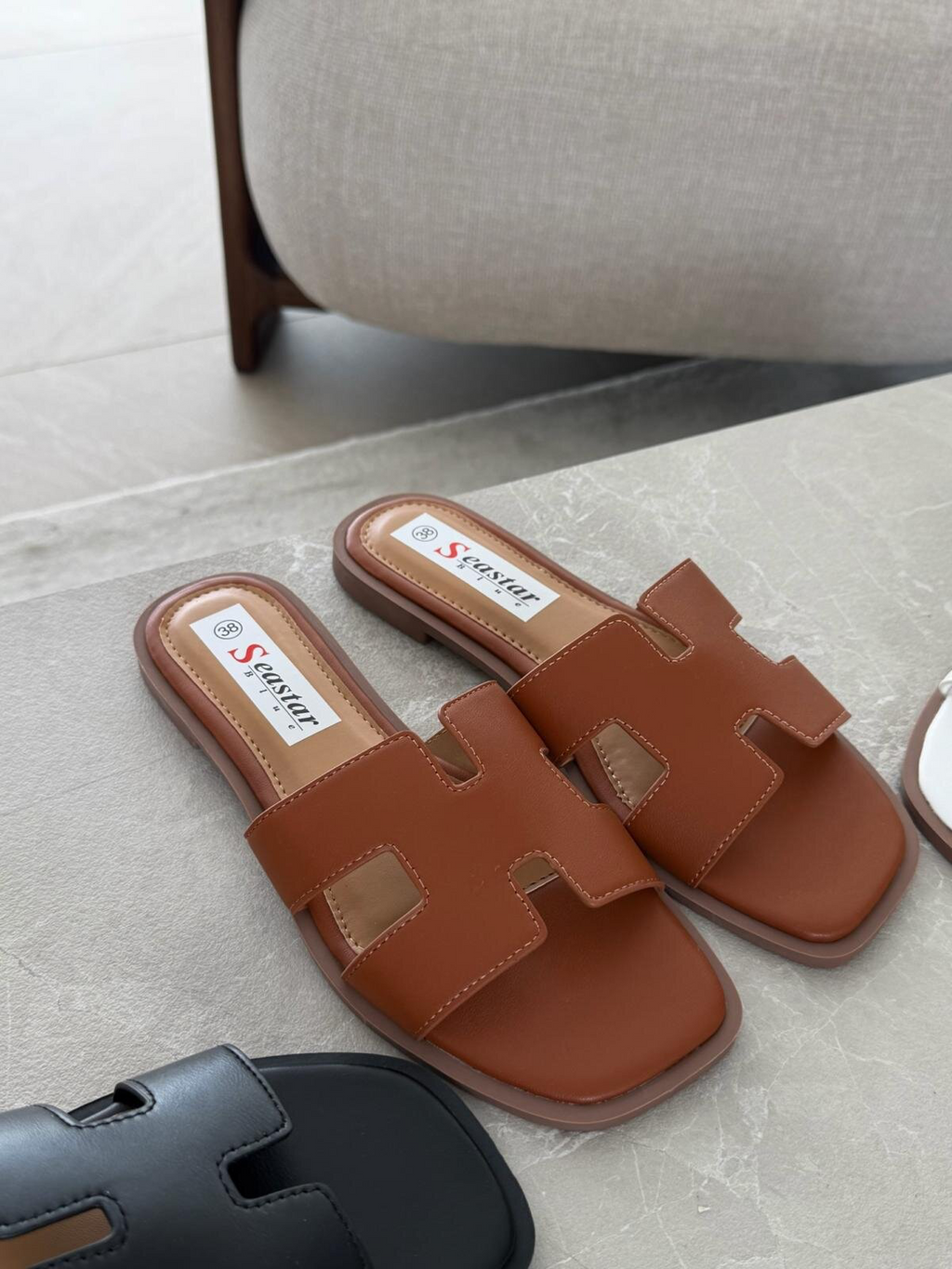 CHANCLAS TOLLY COLOR CARAMELO