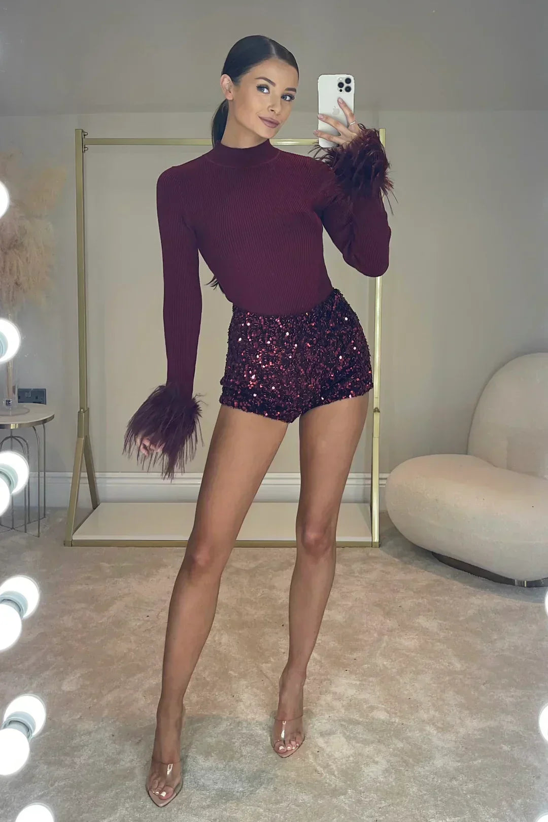 Top Amelia