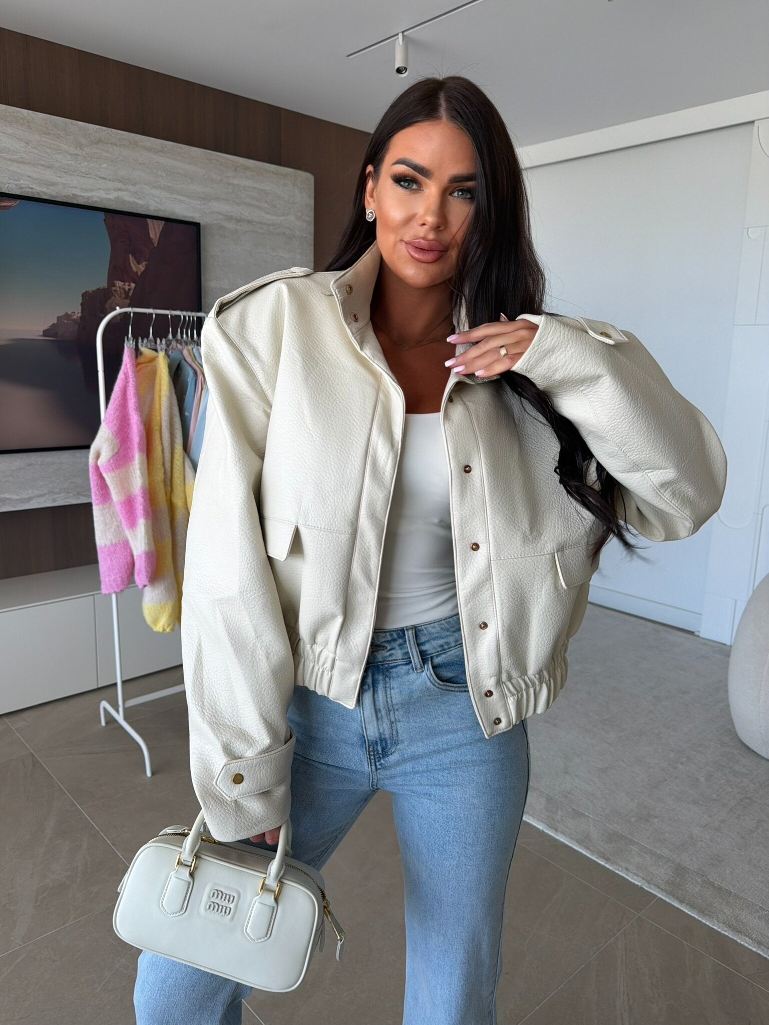 Chaqueta Barney ecopiel beige claro
