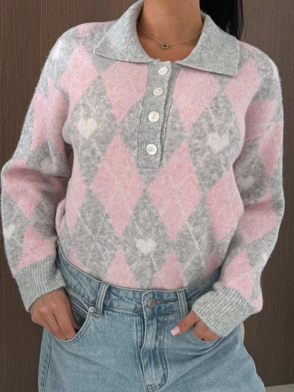 Suéter Pasión con corazones gris-polvo